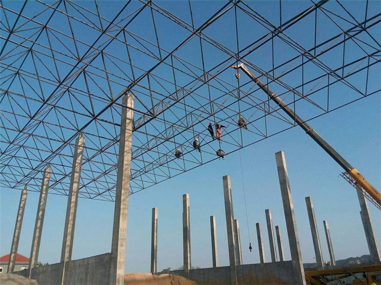喀什加气站钢结构网架案例10